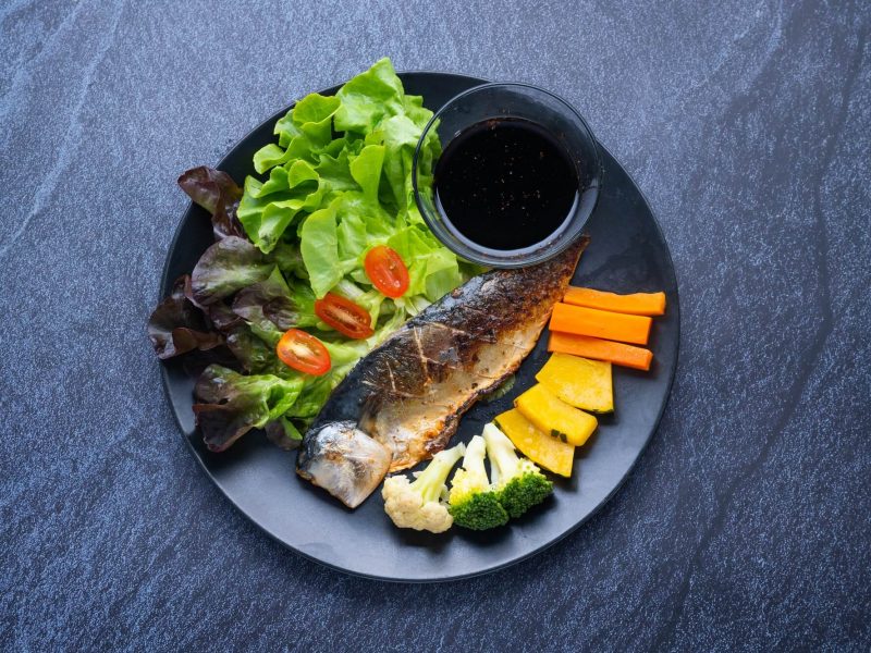 healthy-clean-food-consisting-of-grilled-saba-fish-variety-of-vegetables